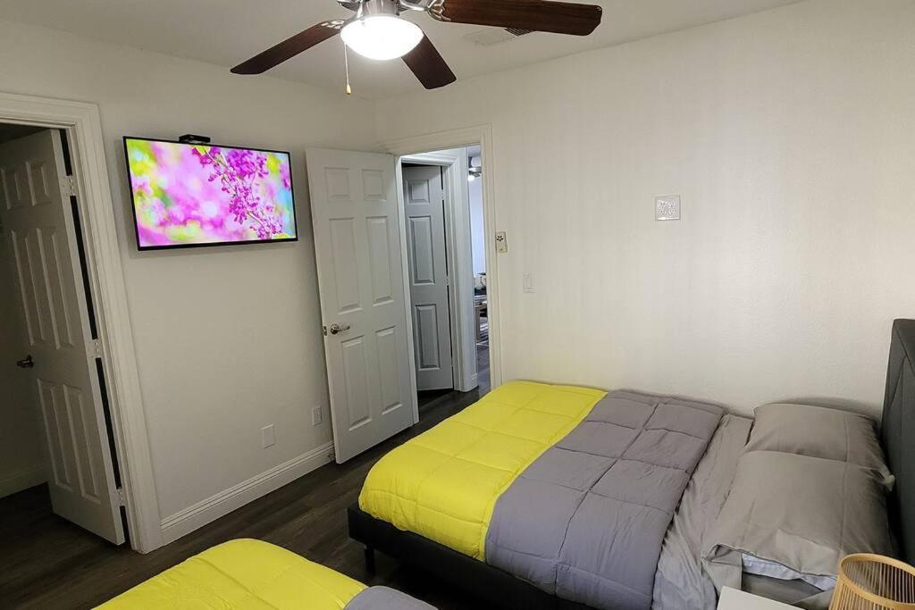 L - Fully Remodeled And Professionally Decorated Las Vegas Eksteriør billede